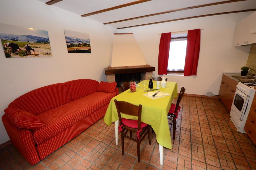 Agriturismo Agronauta Villa Piozzano Buitenkant foto